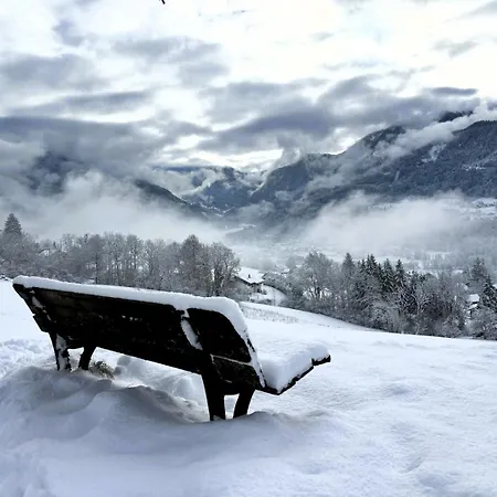 Beautiful With Swimming Pool & Great Garden Tatil Evi Samoëns