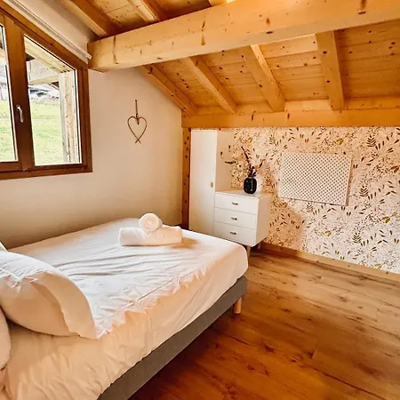 Vakantiehuis Beautiful With Swimming Pool & Great Garden Samoëns