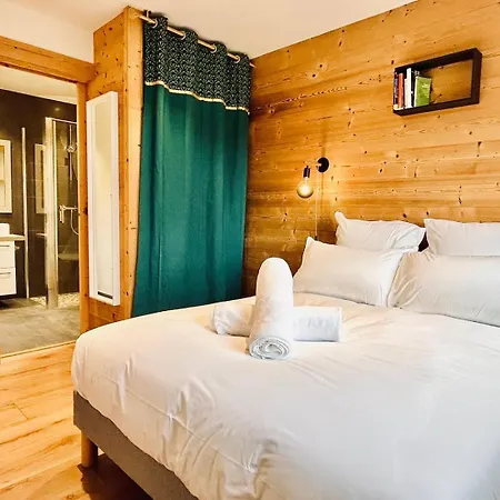 Beautiful With Swimming Pool & Great Garden Tatil Evi *