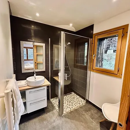 Beautiful With Swimming Pool & Great Garden Tatil Evi Samoëns